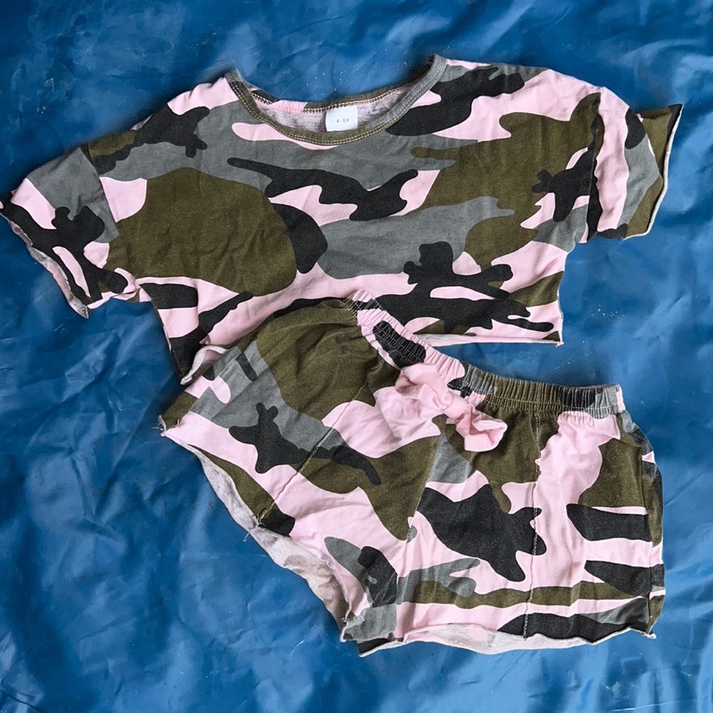 4-5 Pink Camo Two Piece/Crop Top & Skort